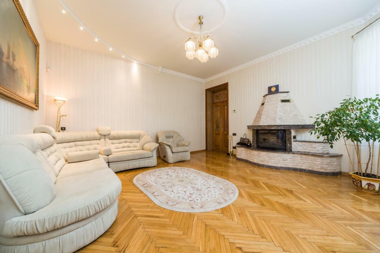 Apartamenty Na Sofievskoy Oděsa Exteriér fotografie